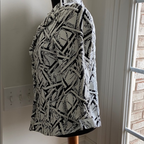 Andria Lieu Collection Jacket - Picture 5 of 8